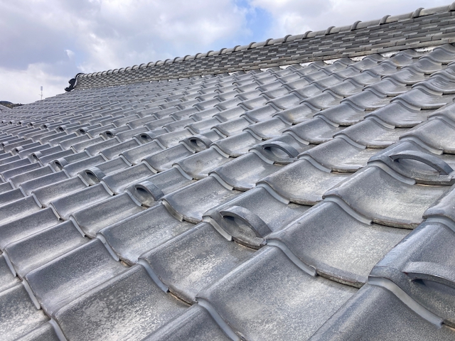 瓦屋根全体・別角度